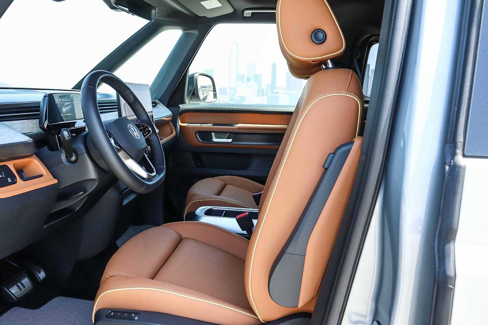 New 2025 Volkswagen ID. Buzz 1st Edition RWD image 18