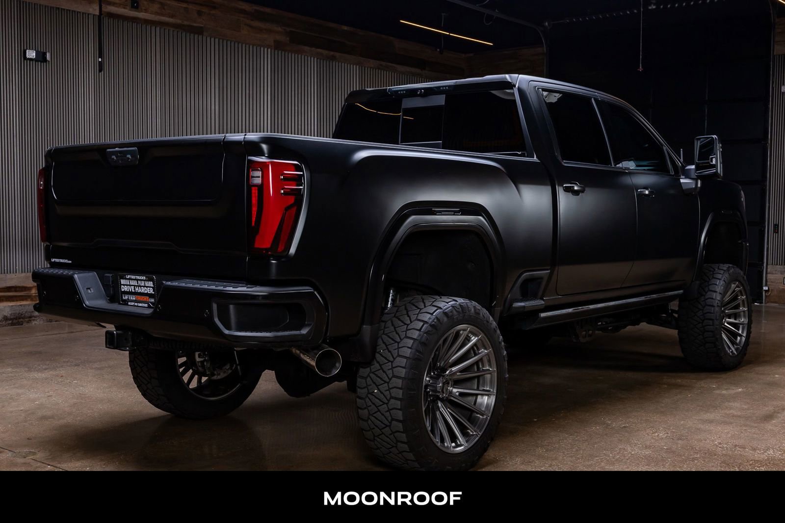 Used 2024 GMC Sierra 2500 Denali Ultimate image 9