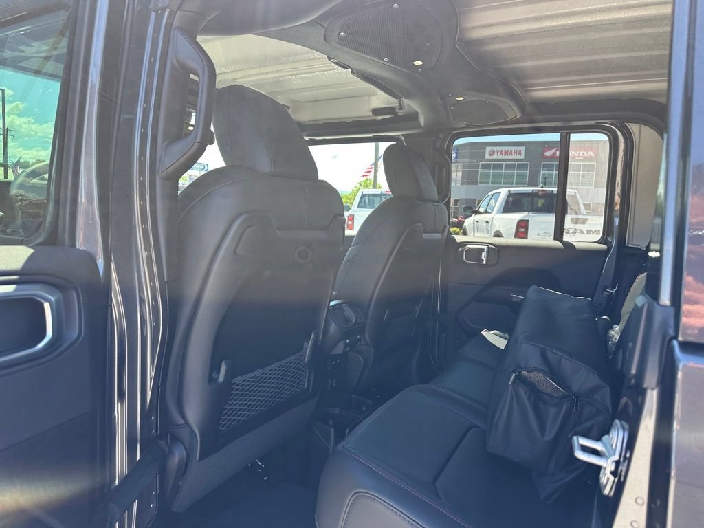 New 2026 Jeep Gladiator Rubicon w/ Safety Group AWD/4WD image 10