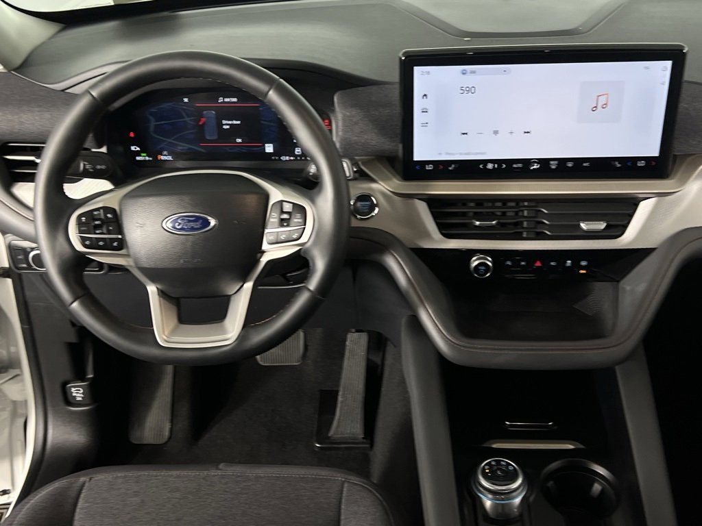 Used 2025 Ford Explorer Active image 20
