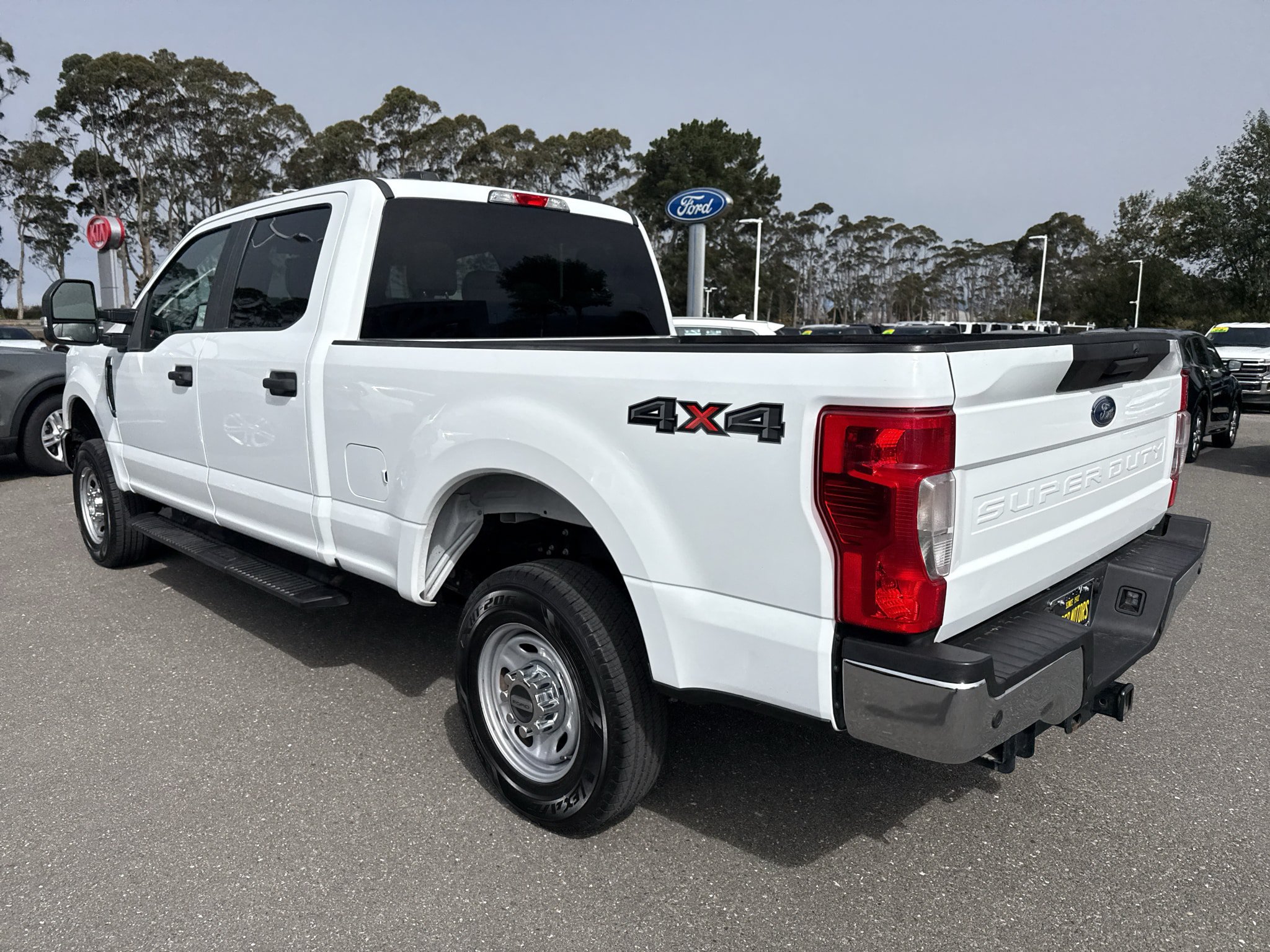 Used 2022 Ford F250 XL w/ Power Equipment Group AWD/4WD image 9