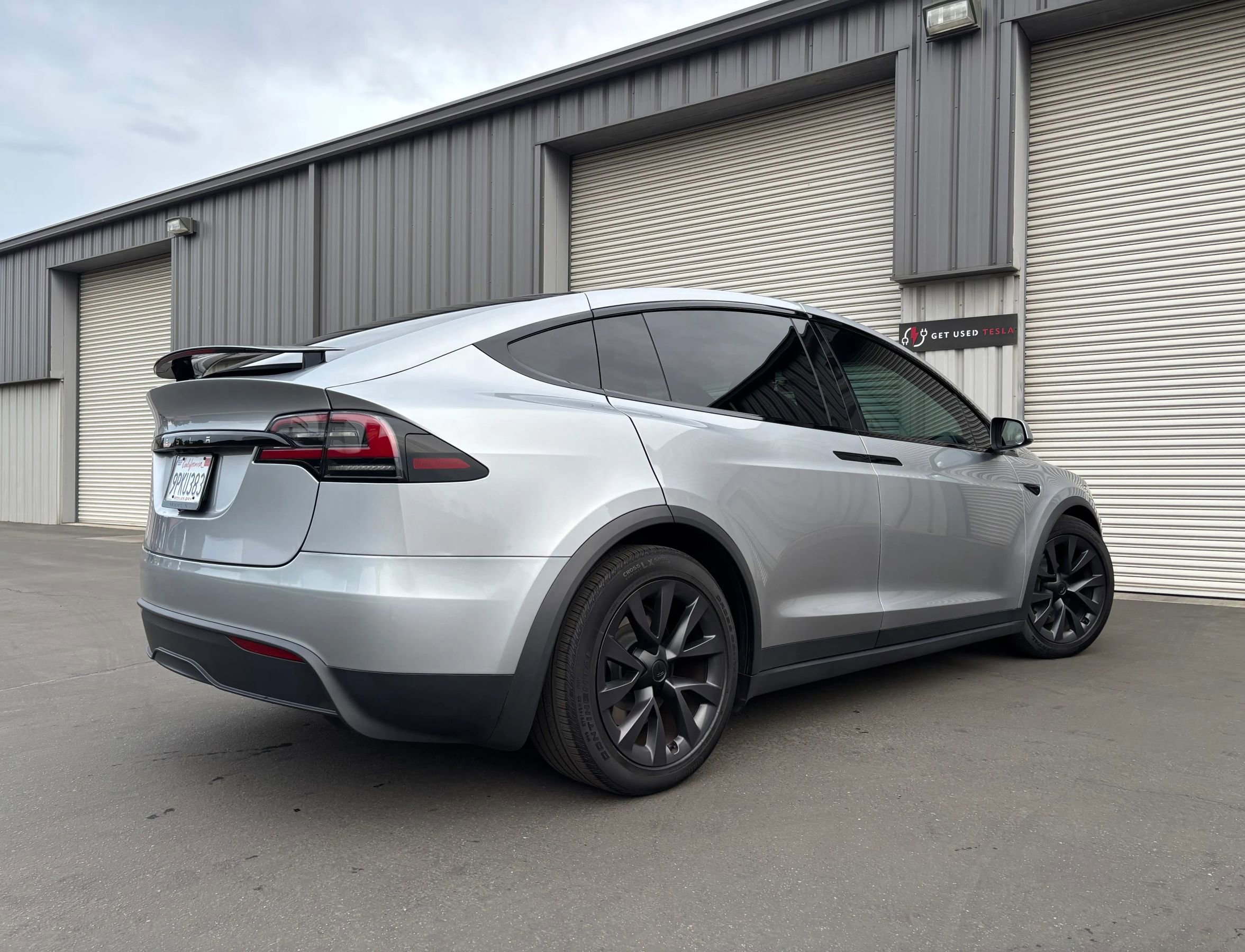 Used 2024 Tesla Model X image 9