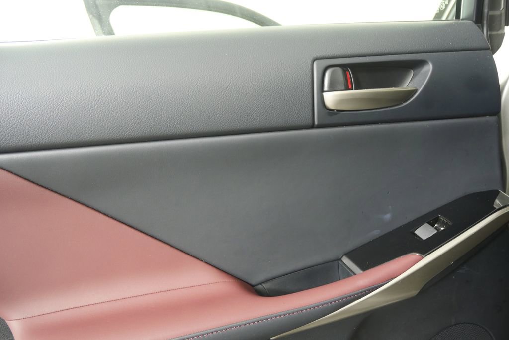 Used 2019 Lexus IS 300 w/ Navigation Package RWD image 9