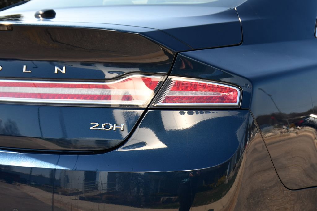 Used 2017 Lincoln MKZ Premiere image 36