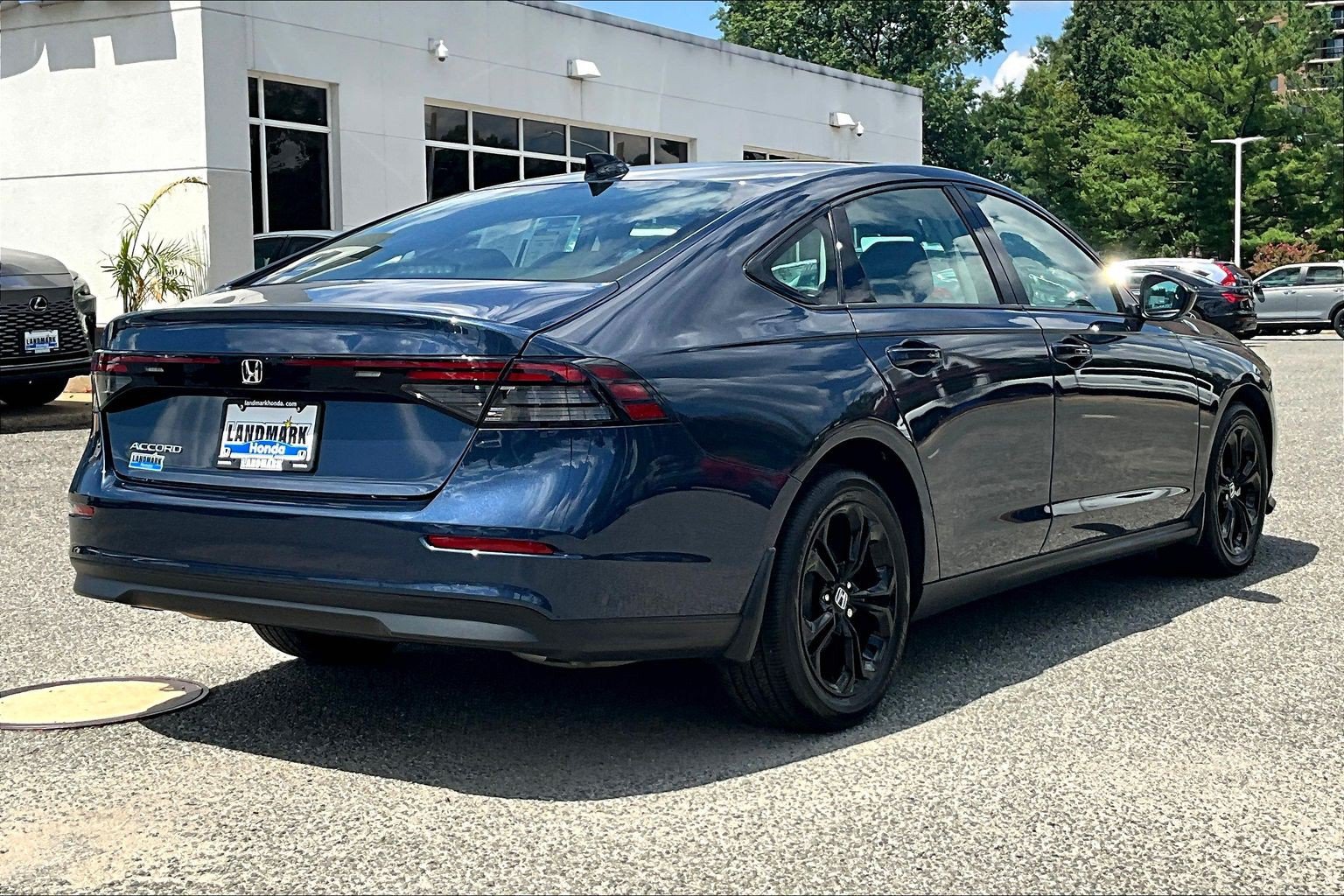 Certified 2025 Honda Accord SE image 2