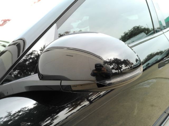 Used 2024 Genesis GV60 RWD image 15