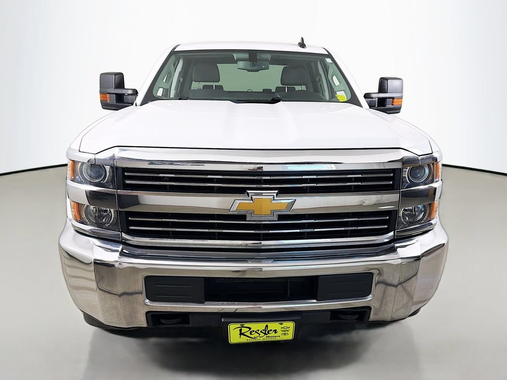 Used 2018 Chevrolet Silverado 3500 LT AWD/4WD image 2