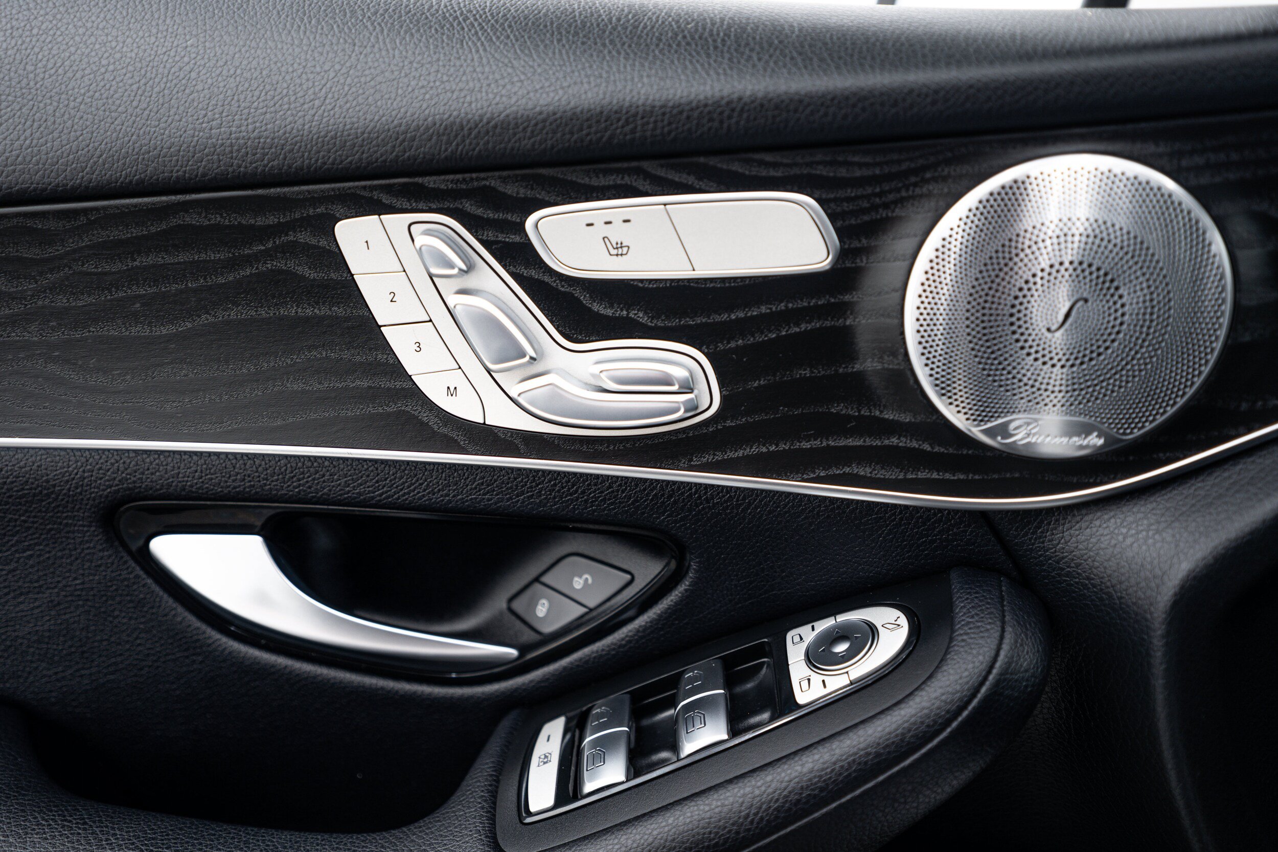 Used 2017 Mercedes-Benz GLC 300 4MATIC image 13