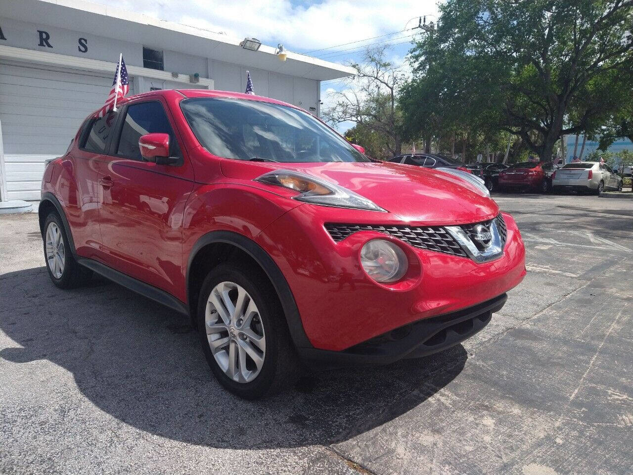 Used 2015 Nissan Juke SV w/ Technology Package image 5