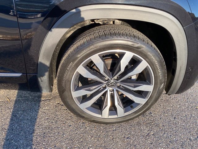 Used 2022 Volkswagen Atlas SEL Premium AWD/4WD image 17