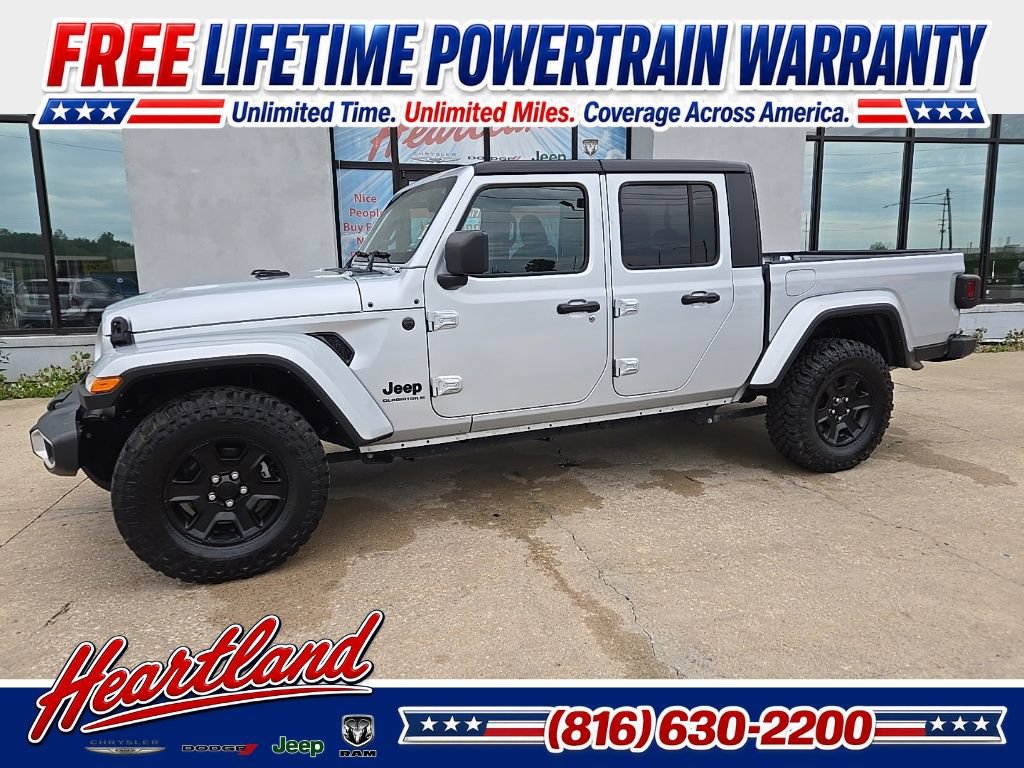 Used 2023 Jeep Gladiator Sport AWD/4WD image 5