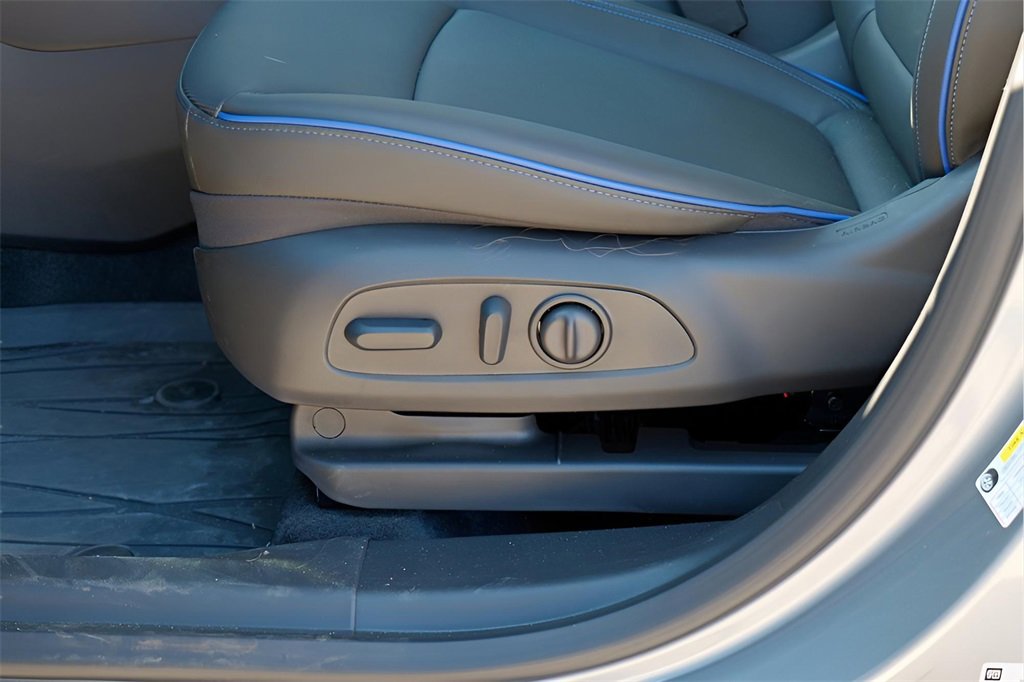 New 2026 Buick Encore GX Sport Touring w/ Advanced Technology Package image 21