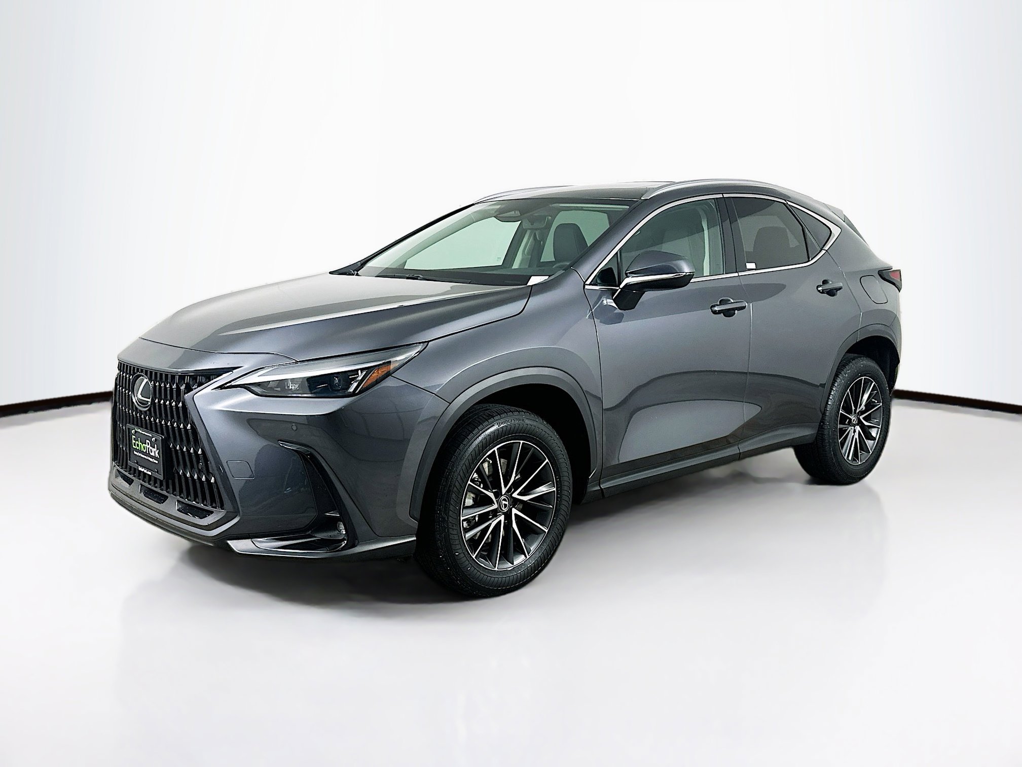 Used 2023 Lexus NX 250 FWD image 3