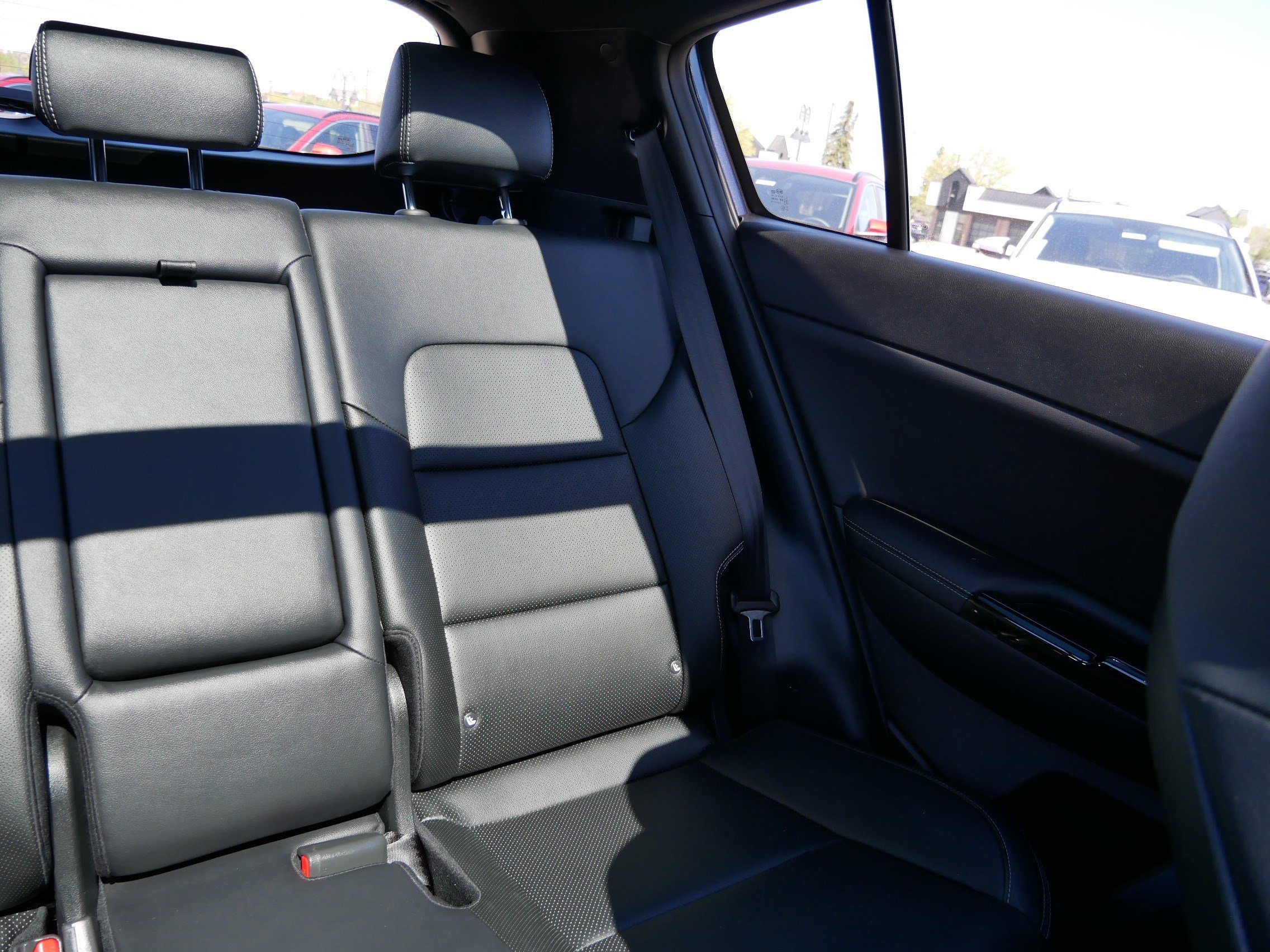 Used 2021 Kia Sportage S w/ S AWD Premium Package image 14