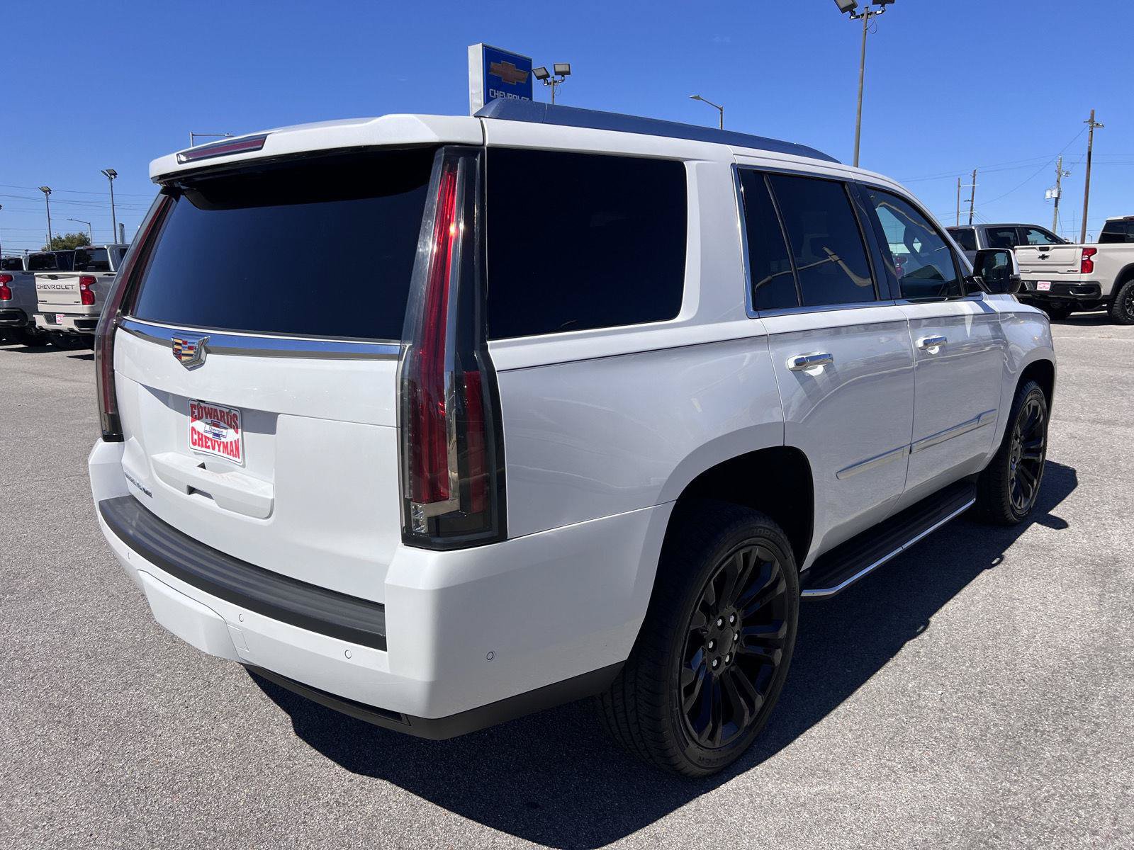 Used 2020 Cadillac Escalade 2WD image 39