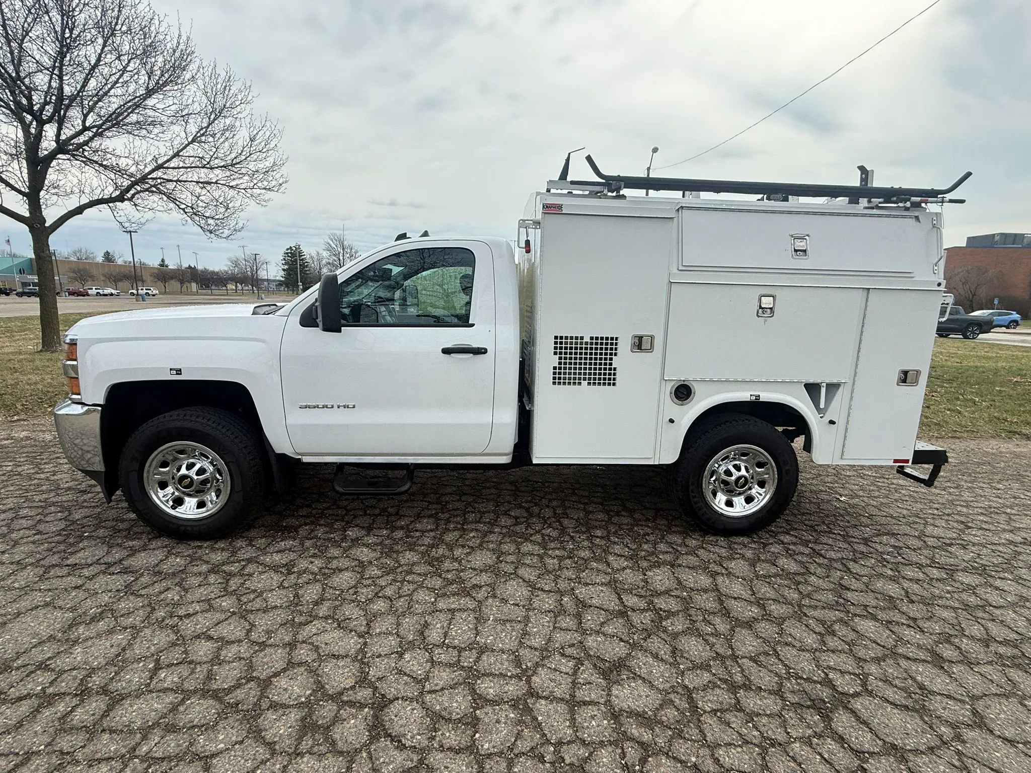 Used 2015 Chevrolet Silverado 3500 W/T RWD image 1