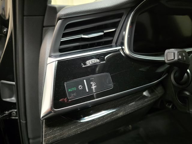 Used 2021 Audi Q7 3.0T Prestige w/ Prestige Package AWD/4WD image 17