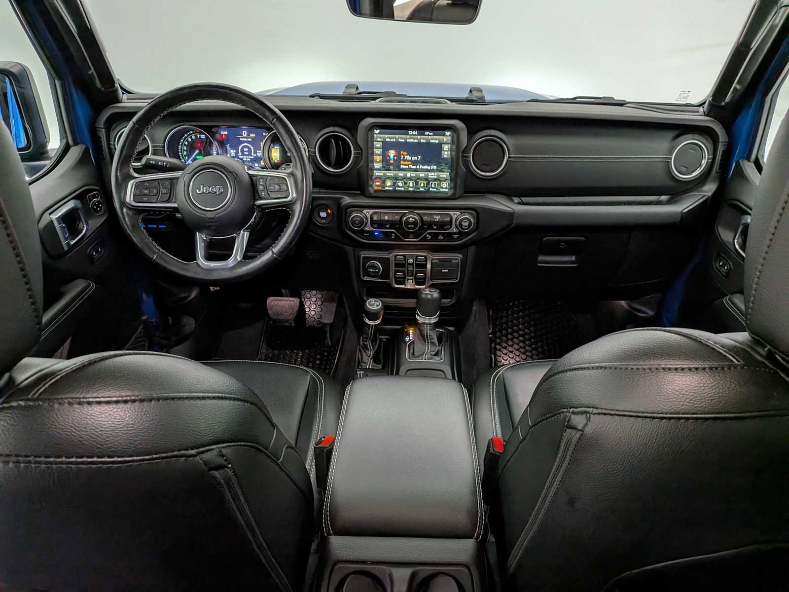 Used 2021 Jeep Wrangler Unlimited Sahara w/ Cold Weather Group image 16