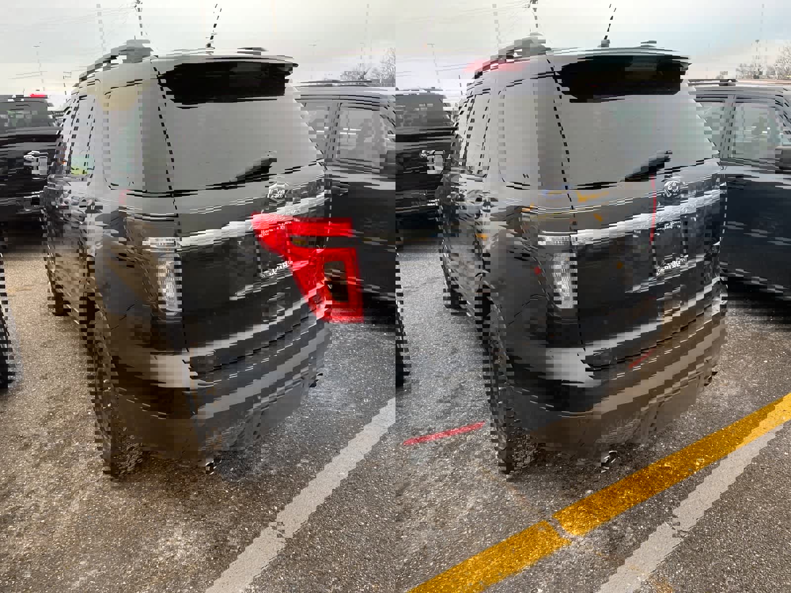 Used 2013 Ford Explorer 4WD w/ Class III Trailer Tow Pkg image 9