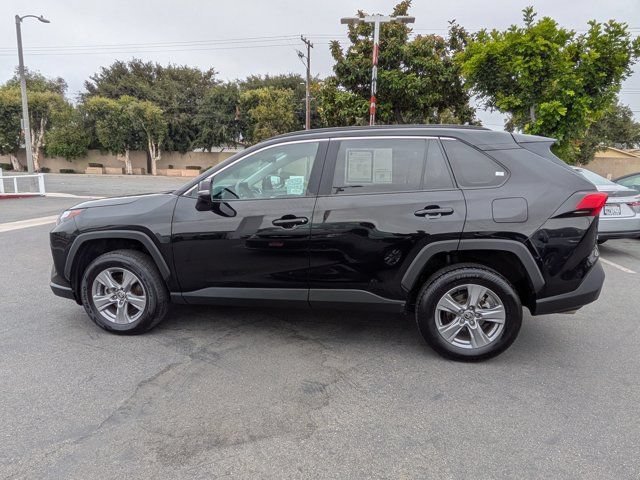 Used 2024 Toyota RAV4 XLE AWD/4WD image 12