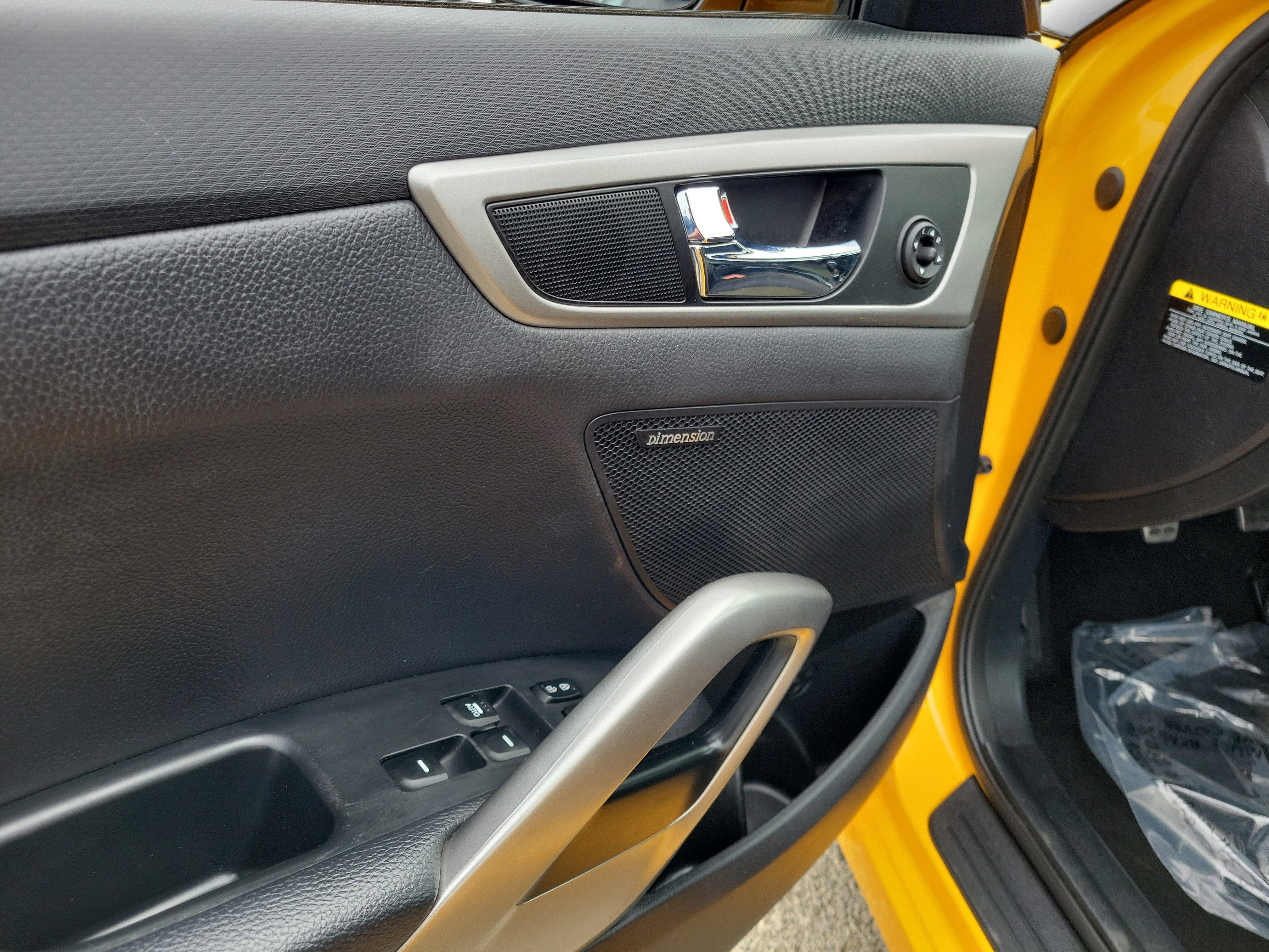 Used 2016 Hyundai Veloster w/ Option Group 02 image 18