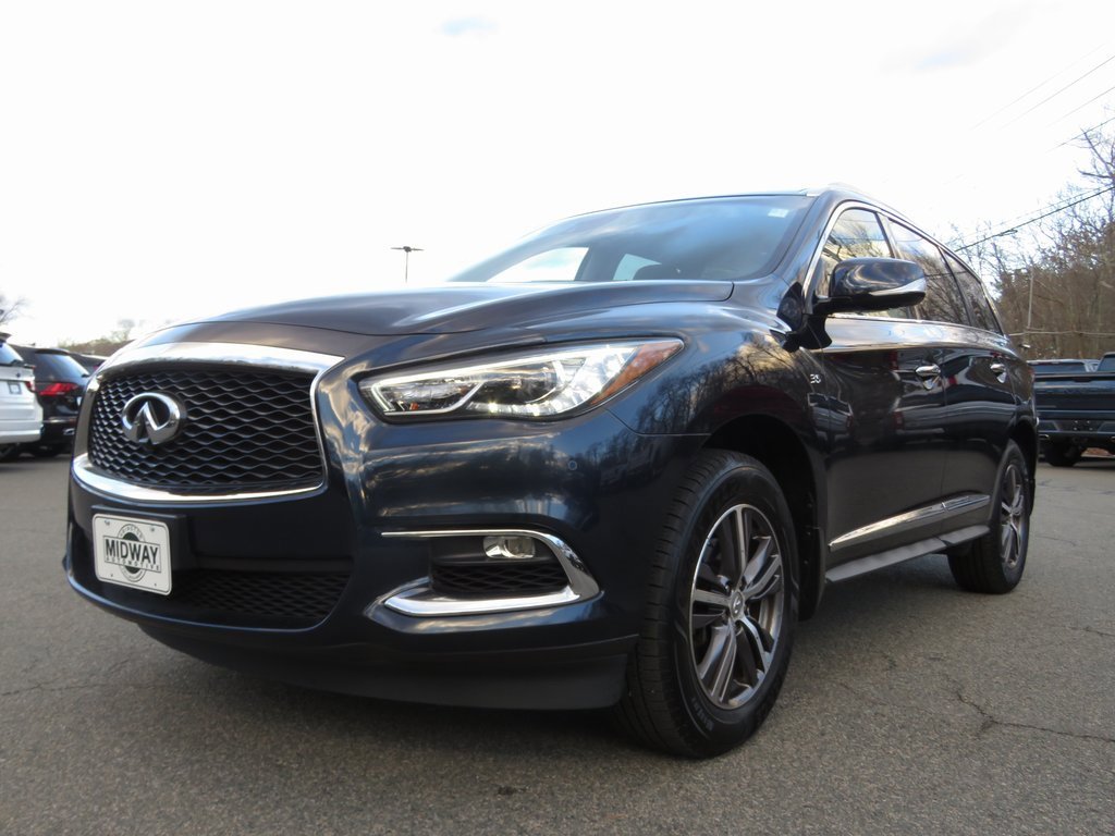 Used 2019 INFINITI QX60 Luxe w/ Essential Package image 1