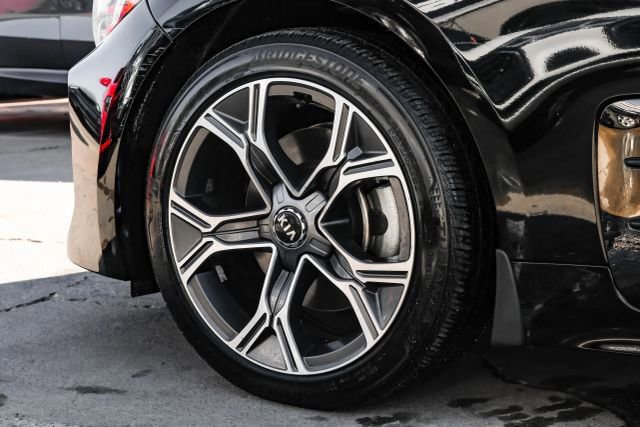 Used 2021 Kia Stinger GT-Line image 62