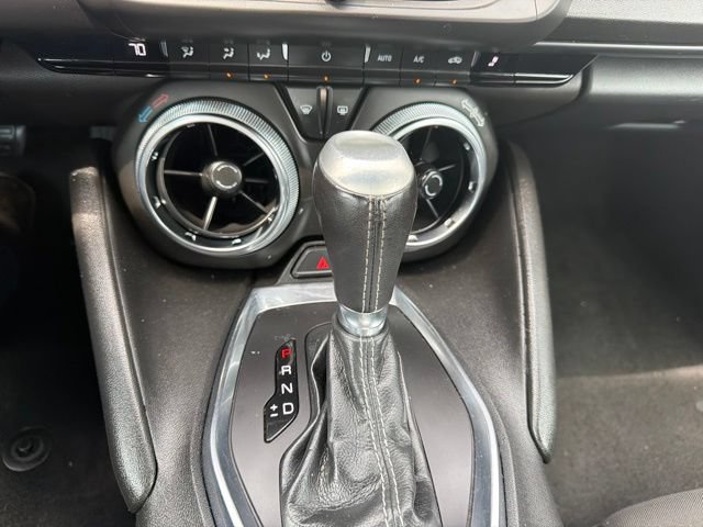 Used 2022 Chevrolet Camaro LT w/ Technology Package RWD image 17