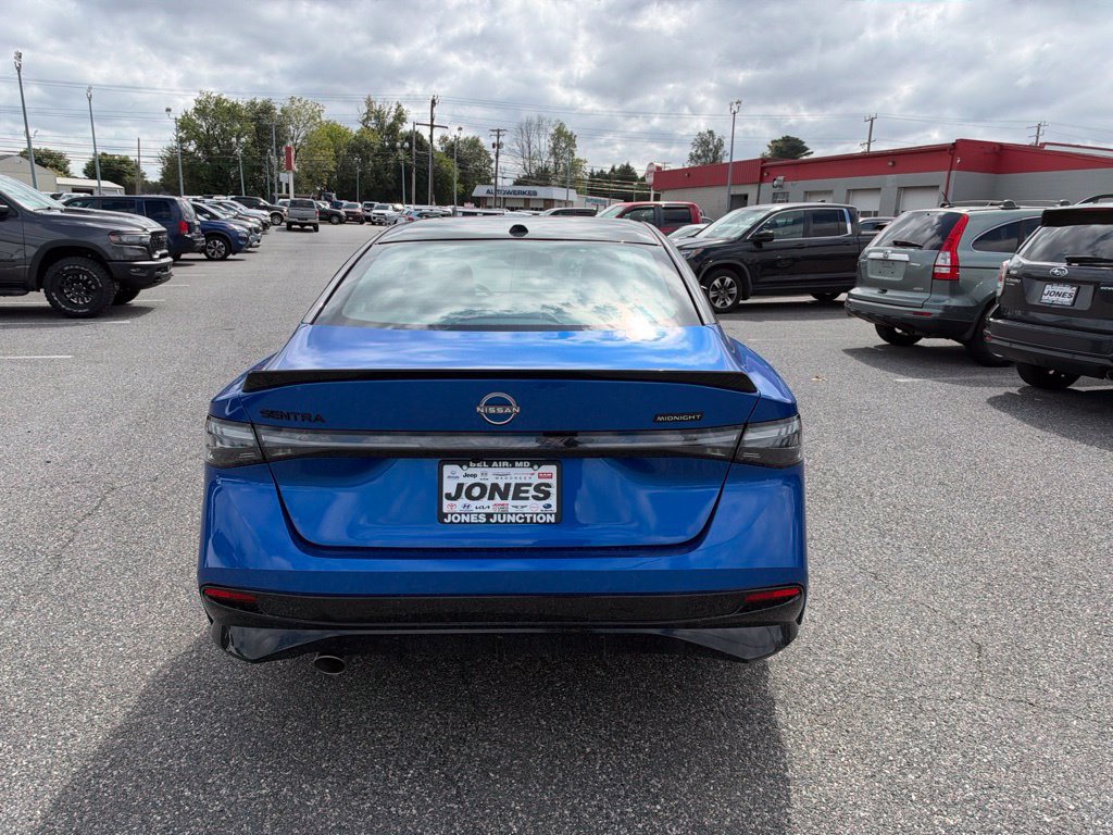 New 2027 Nissan Sentra SR w/ SR Premium Package FWD image 6