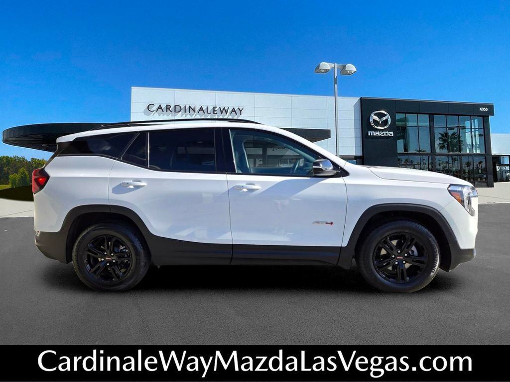 Used 2024 GMC Terrain AT4 AWD/4WD image 6