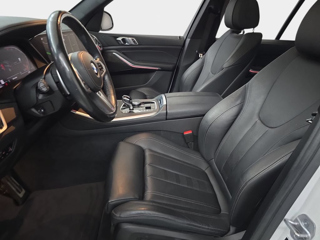 Used 2022 BMW X5 xDrive40i w/ M Sport Package AWD/4WD image 18