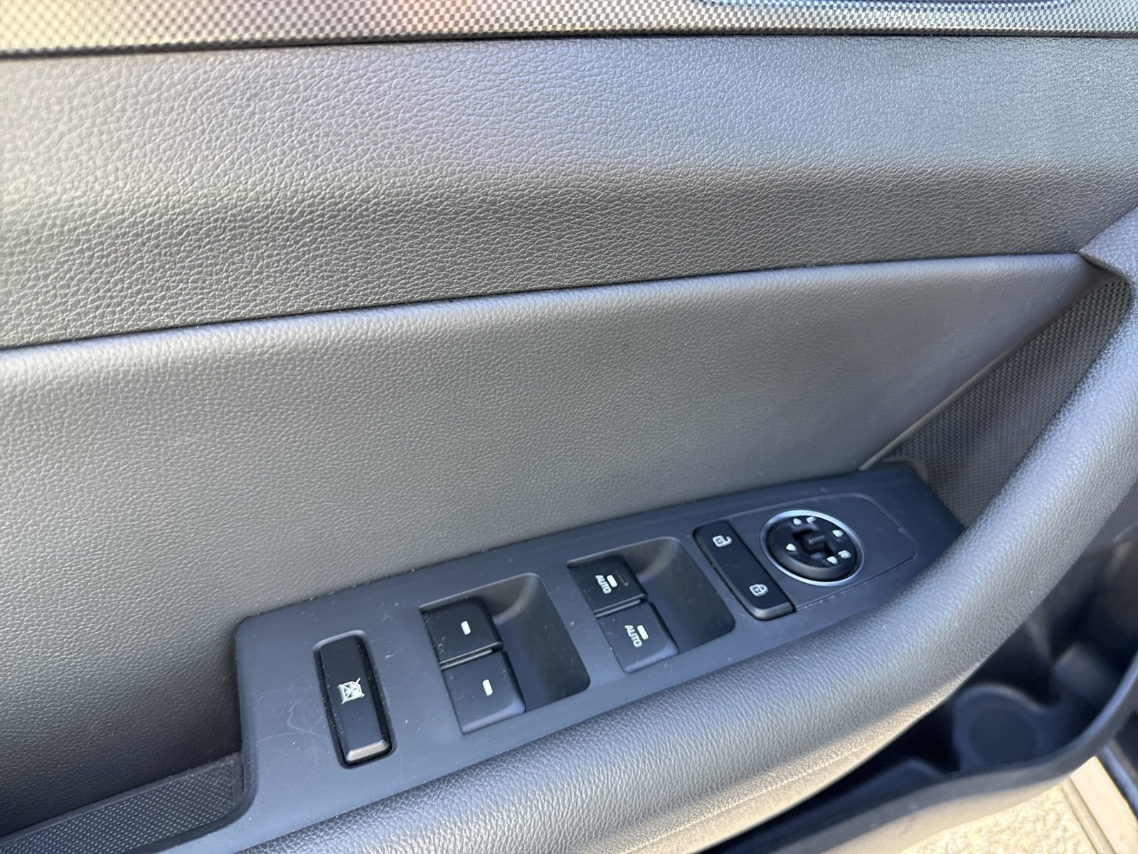 Used 2016 Hyundai Sonata Sport w/ Option Group 02 FWD image 14