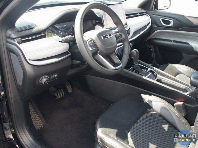 Used 2024 Jeep Compass Latitude image 5