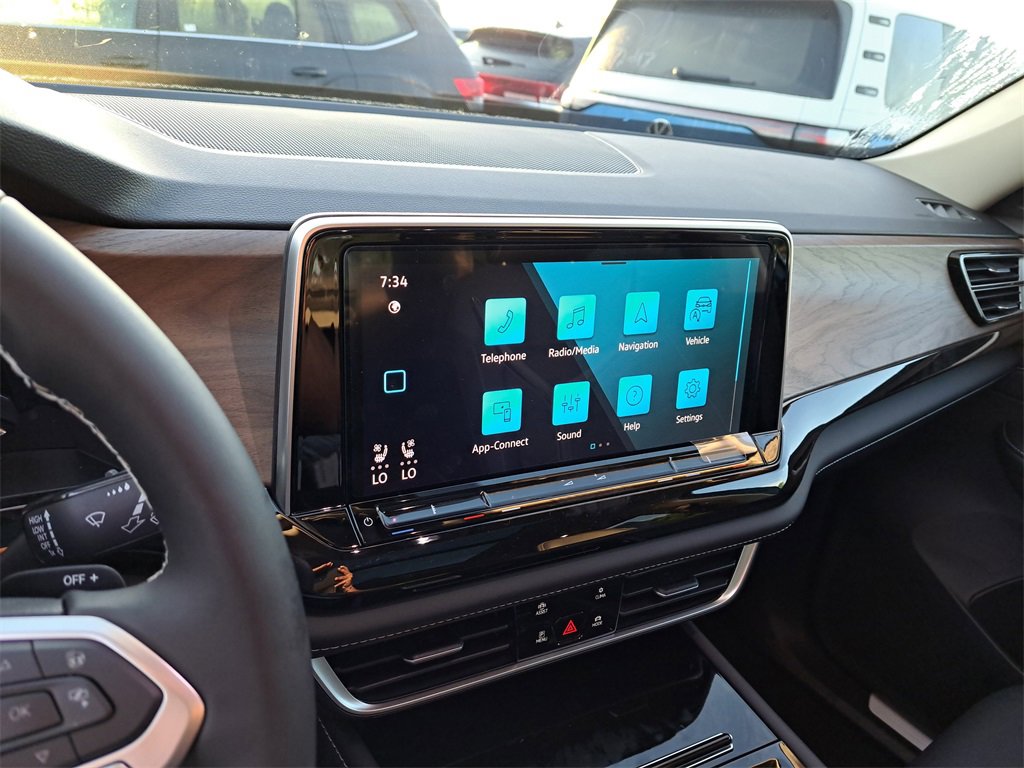 New 2026 Volkswagen Atlas SE image 9