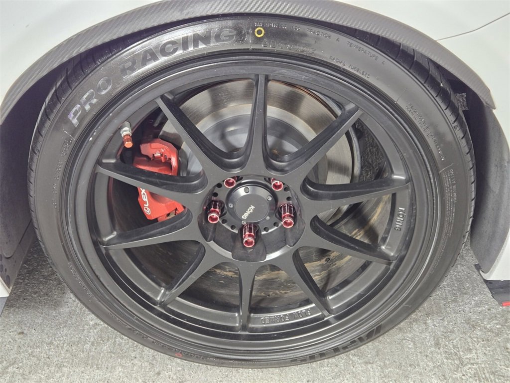 Used 2017 Lexus RC 200t F Sport image 13