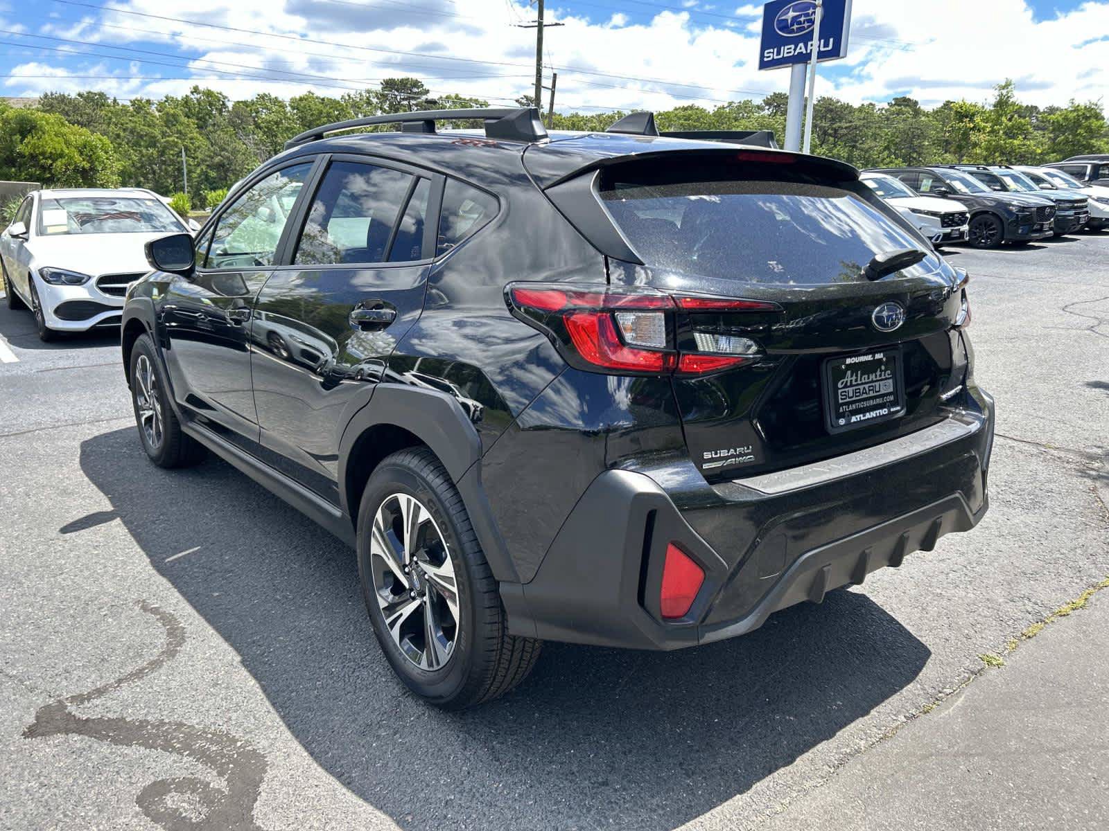 Used 2024 Subaru Crosstrek 2.0i Premium AWD/4WD image 5