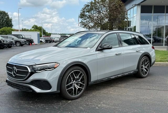 New 2025 Mercedes-Benz E 450 4MATIC All-Terrain Wagon image 12