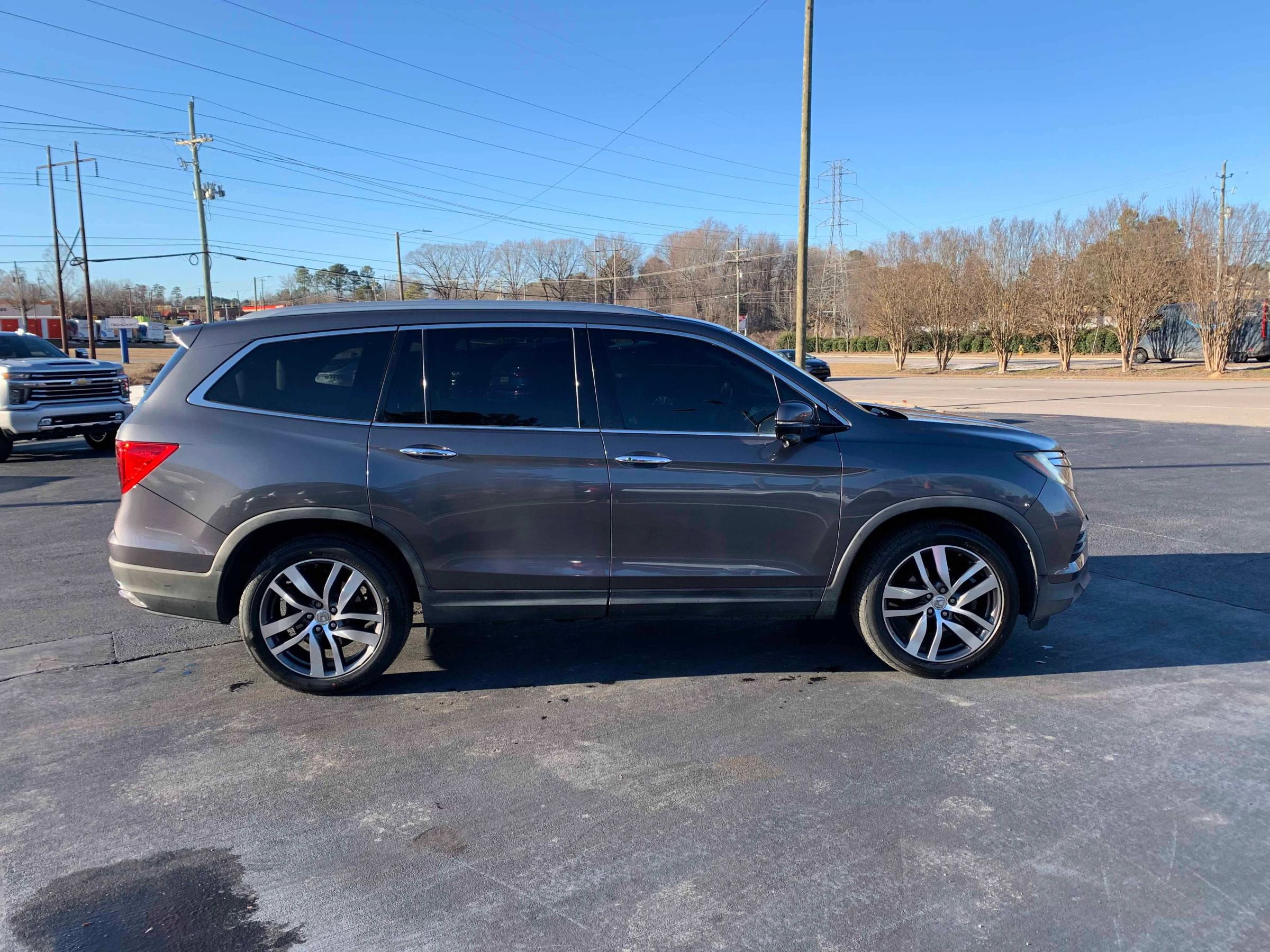 Used 2016 Honda Pilot Touring image 15