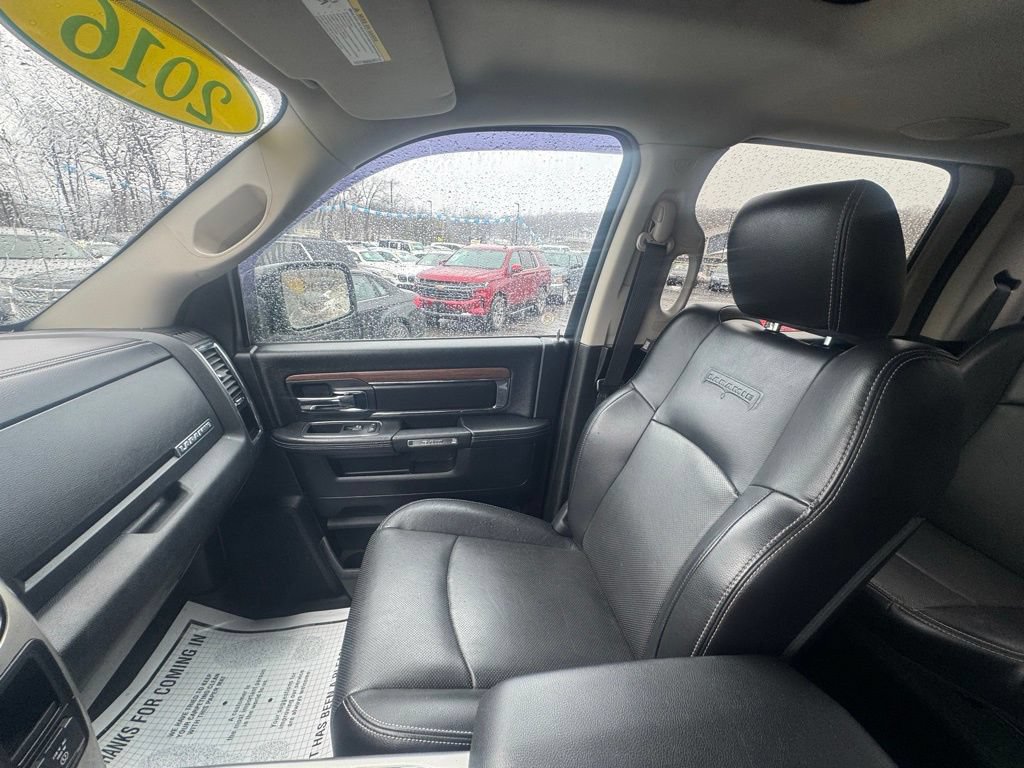 Used 2016 RAM 2500 Laramie w/ Convenience Group AWD/4WD image 40