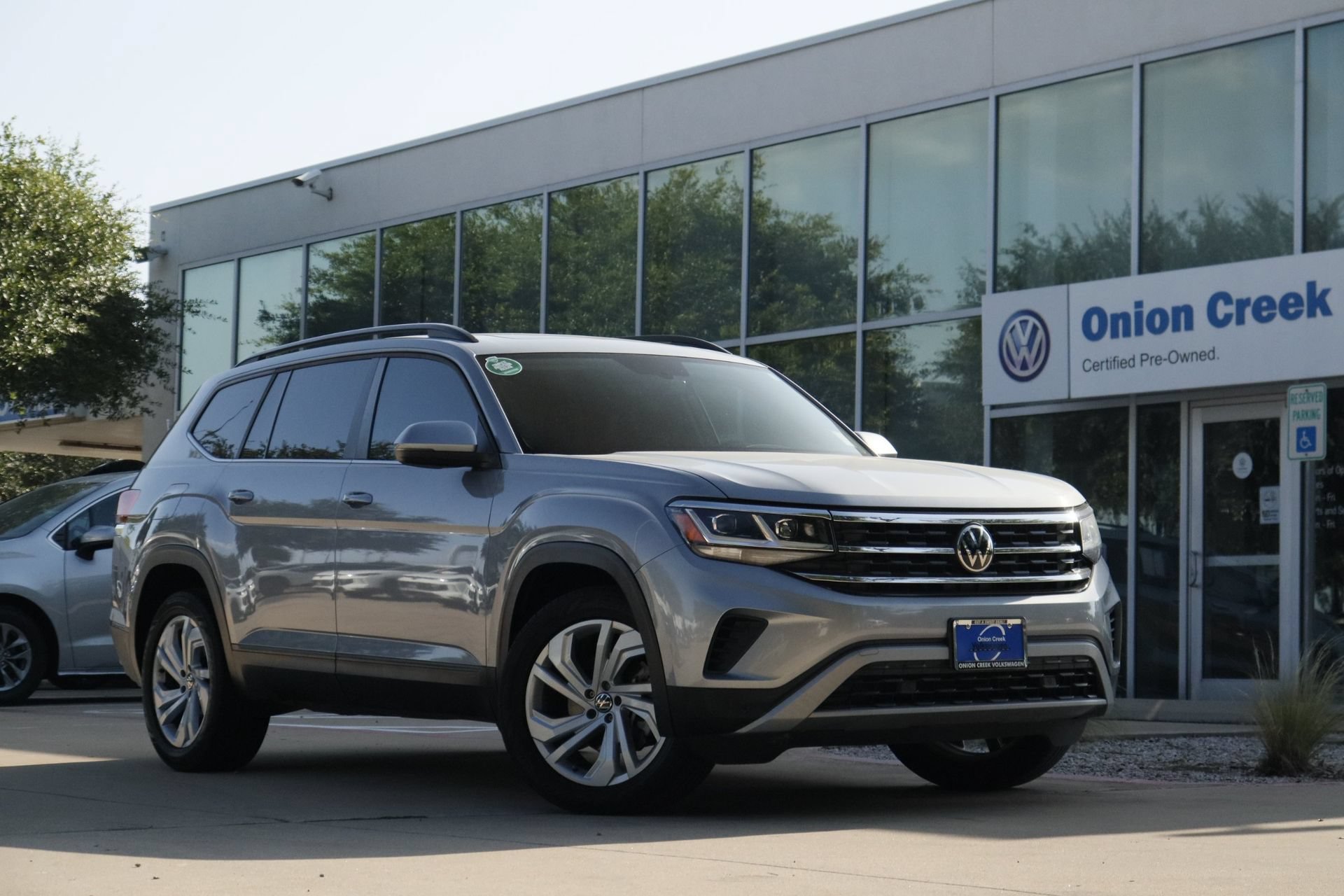 Used 2021 Volkswagen Atlas SE w/ Panoramic Sunroof Package