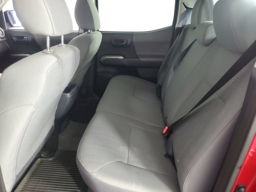 Used 2018 Toyota Tacoma SR5 RWD image 13