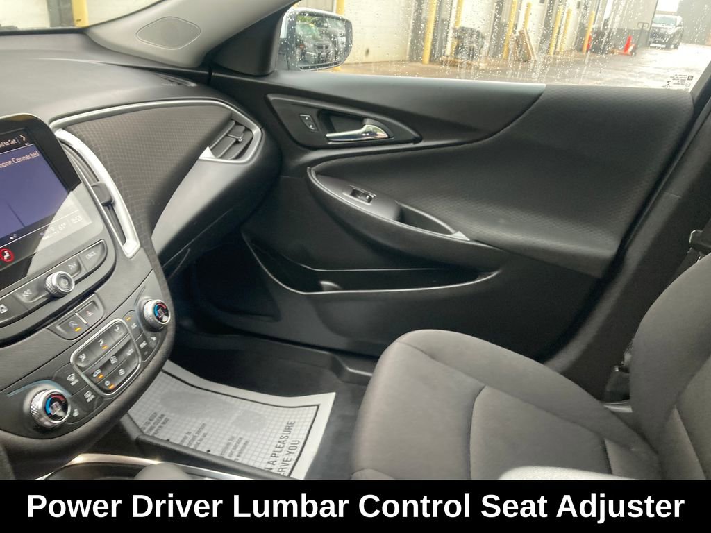 Used 2022 Chevrolet Malibu LT FWD image 15