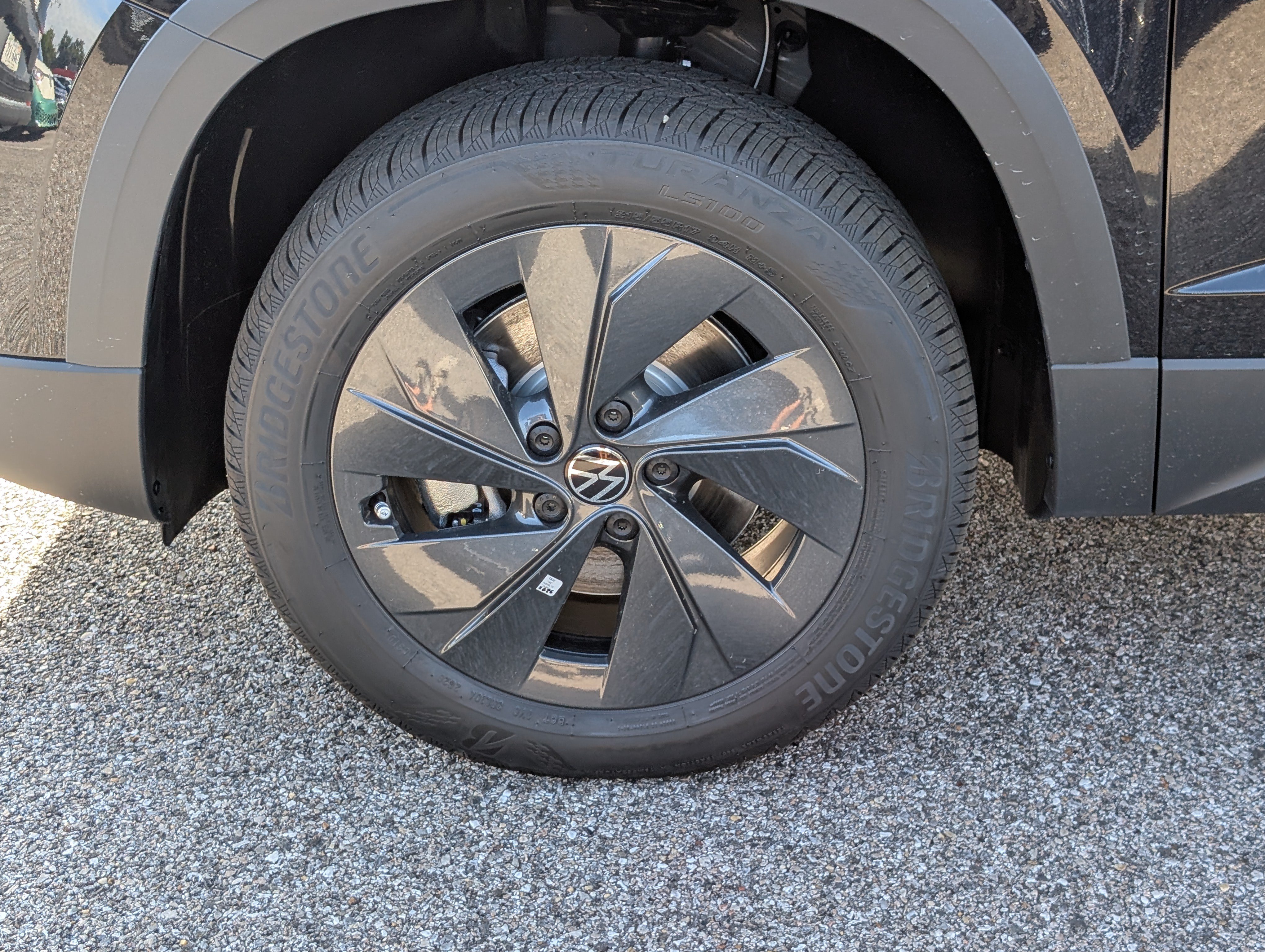 New 2027 Volkswagen Taos S FWD image 8