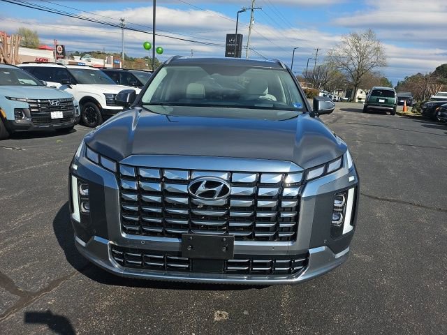 Used 2025 Hyundai Palisade Calligraphy image 3
