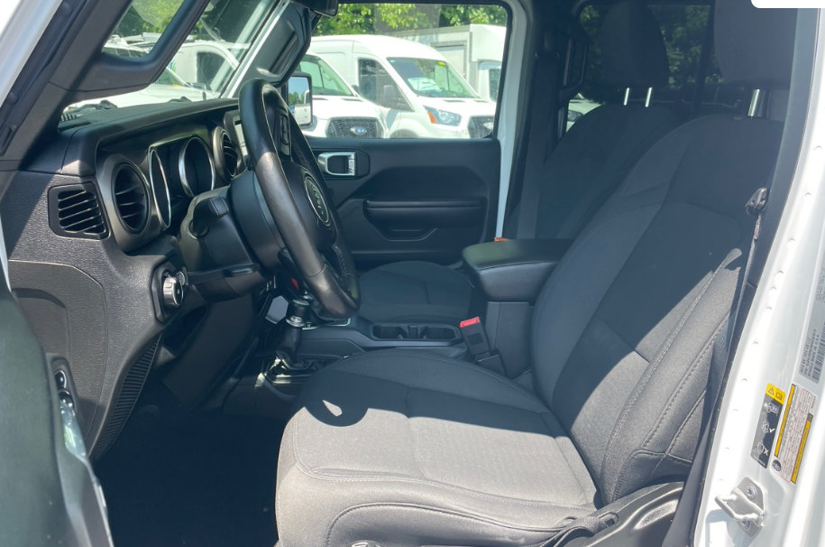 Used 2021 Jeep Wrangler Unlimited Sport AWD/4WD image 5