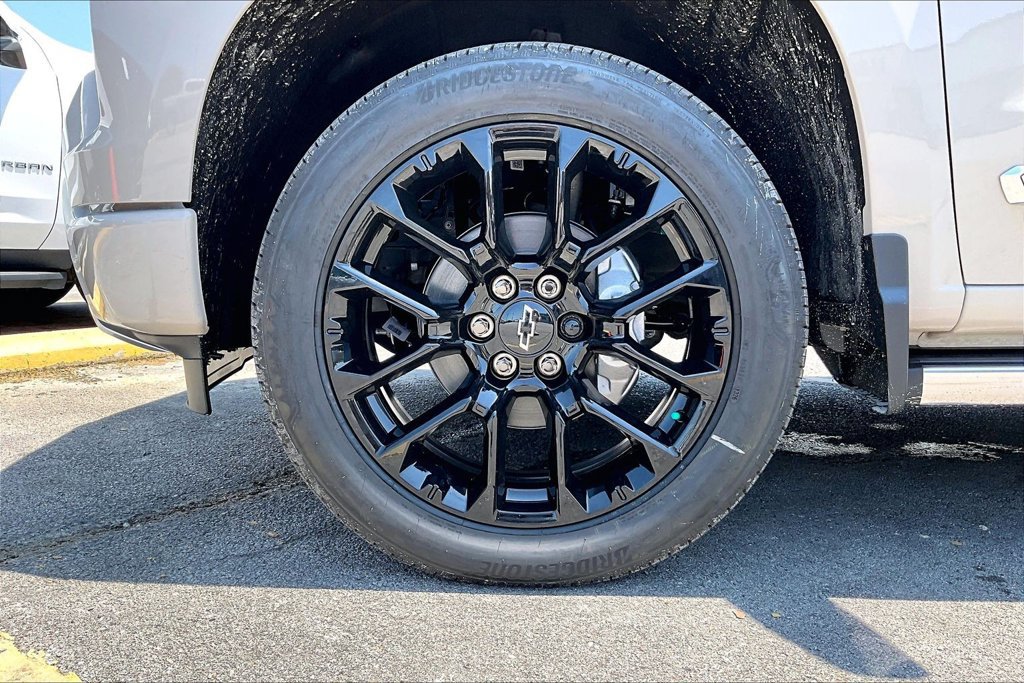 New 2026 Chevrolet Silverado 1500 High Country AWD/4WD image 12