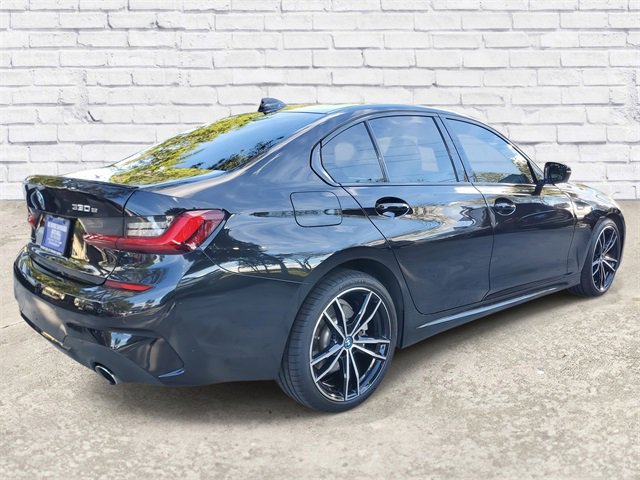 Used 2022 BMW 330e w/ M Sport Package image 4