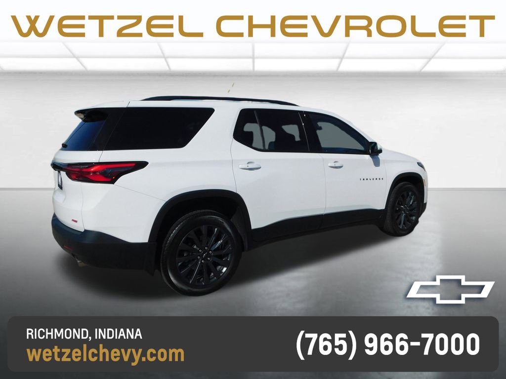 Used 2023 Chevrolet Traverse RS AWD/4WD image 3