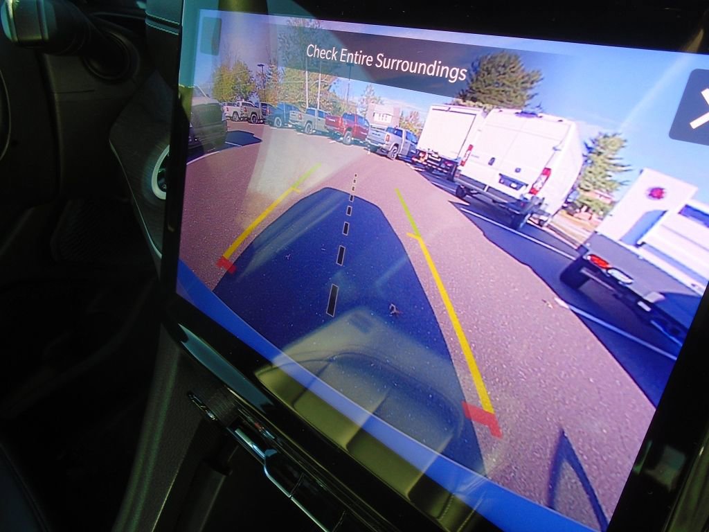 Certified 2024 Jeep Grand Cherokee L Limited w/ Black Appearance Package image 27