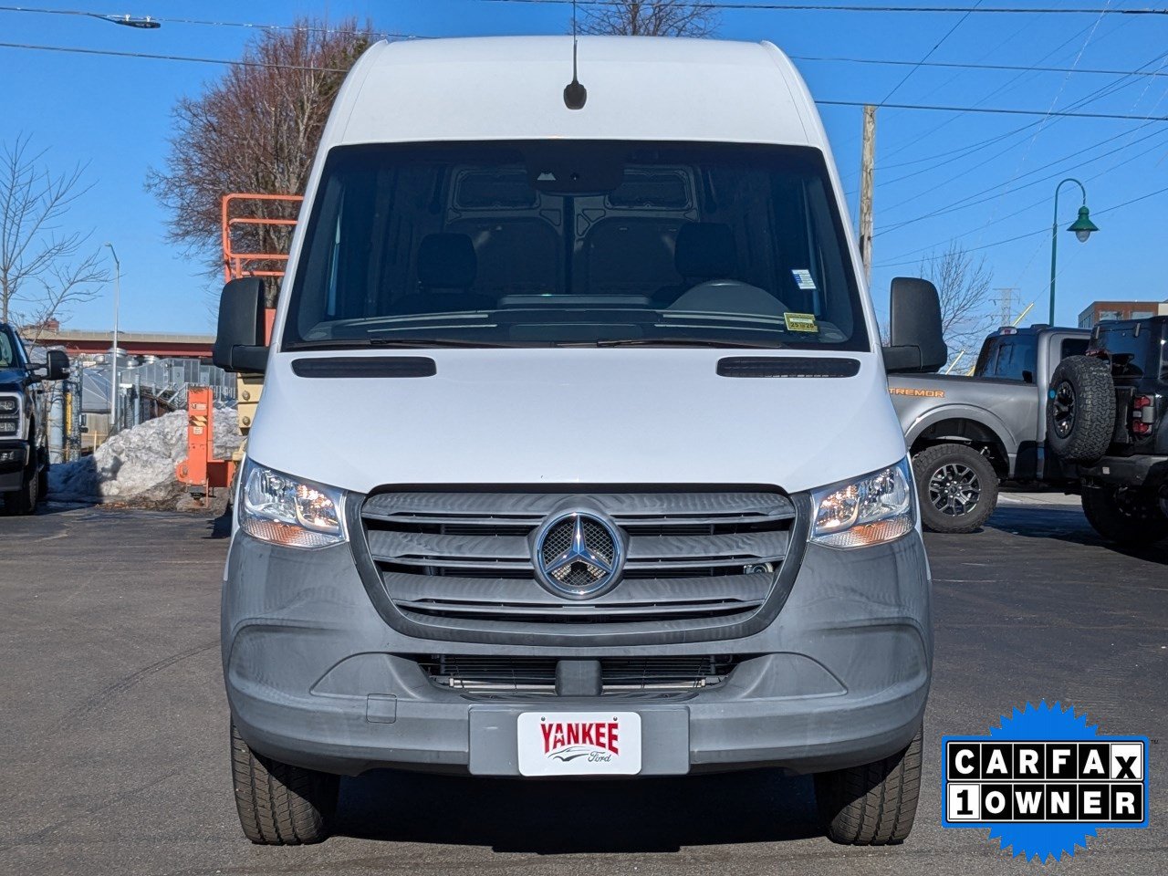 Used 2020 Mercedes-Benz Sprinter 144 Cargo image 9